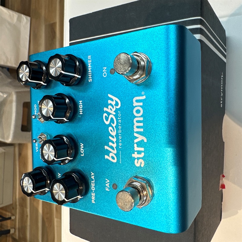 strymon blueskyの画像